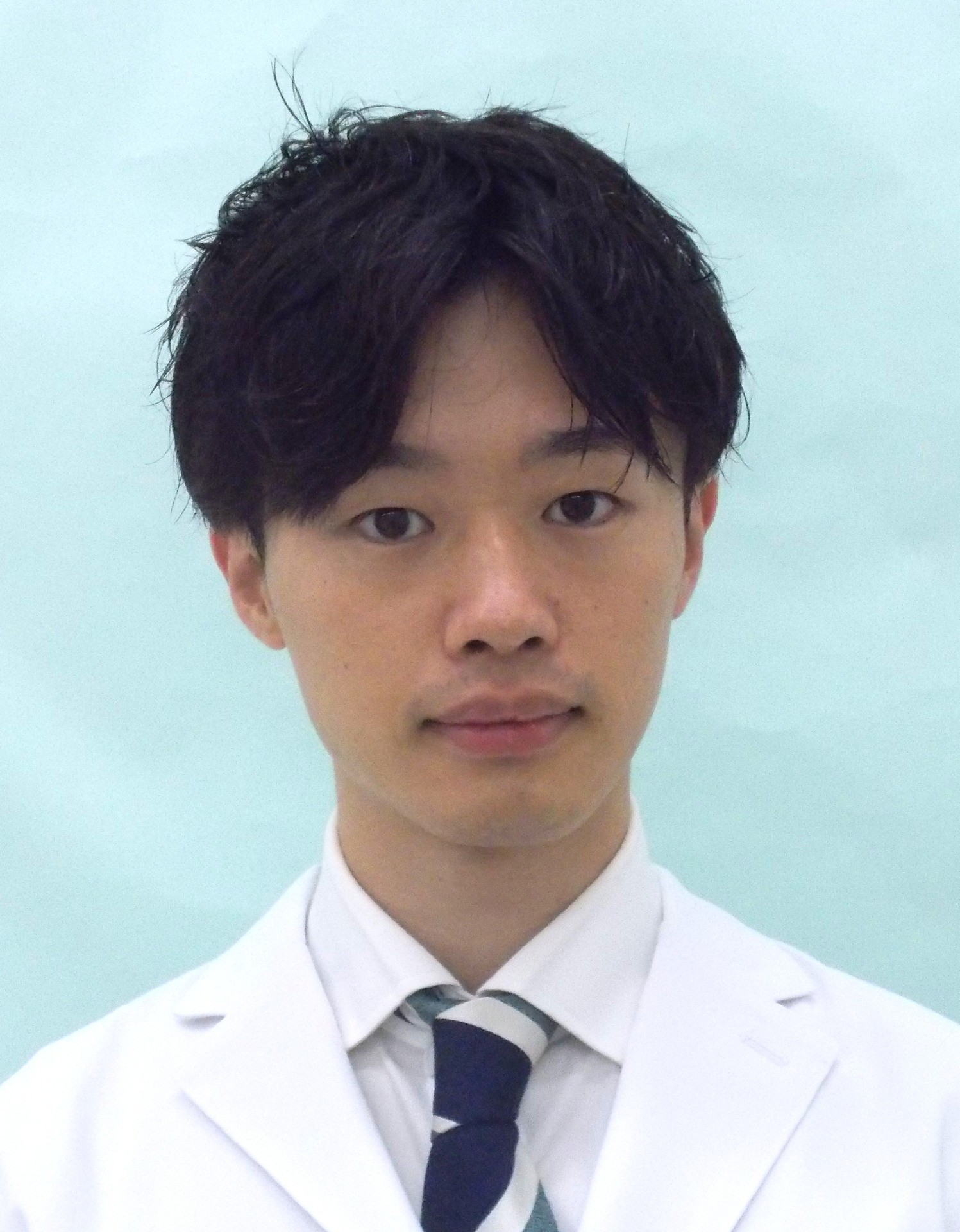 村津　進太郎